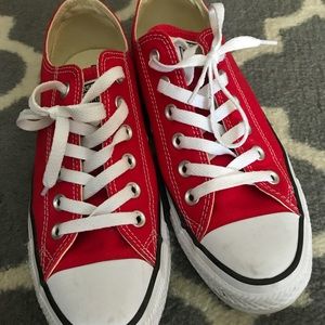 Red converse